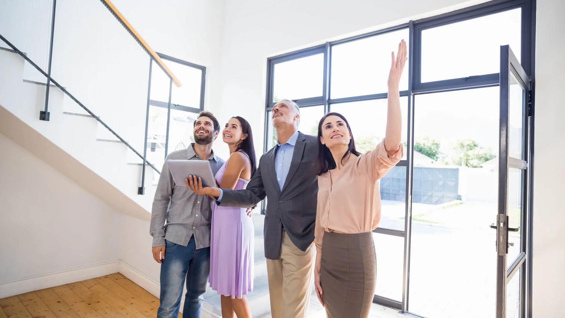 Projeto: Marca e marketing digital para uma imobiliária no Alphaville Lagoa dos Ingleses